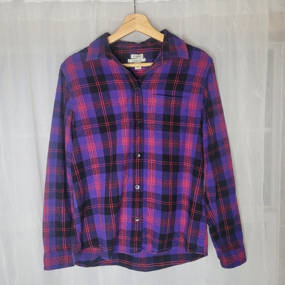 L.L. Bean Flannel Shirt Womens Size Small Plaid Long Sleeve Purple Relaxed Fit - Picture 1 of 7